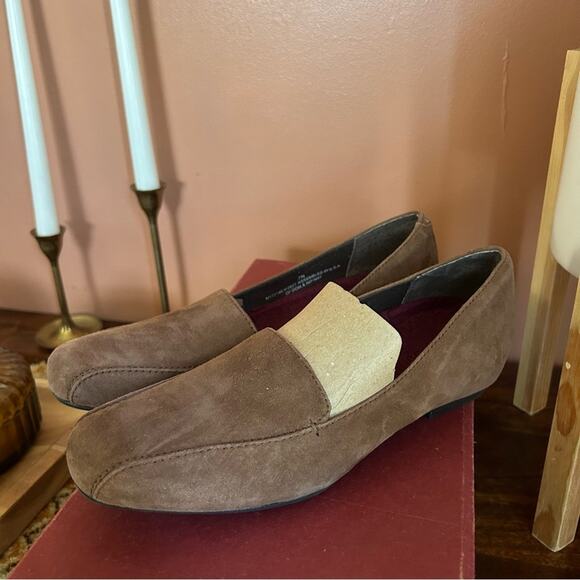 Munro Diedre Cocoa Suede Leather Brown Flats Slip On Loafers Shoes NEW Size 7N - Picture 1 of 8